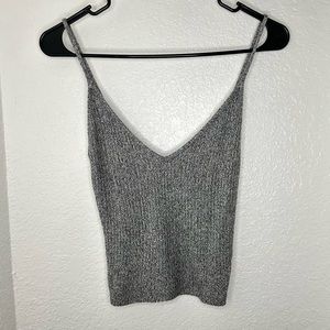 Brandy Melville - Women’s Cropped Tanks